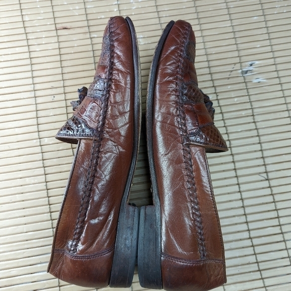 Stacy Adams Men\'s Size 9.5M Genuine Snake Skin Brown tassel Shoes Loafers. Right